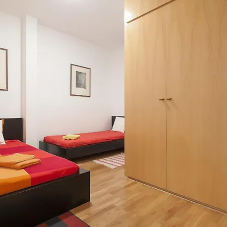Key Gracia برشلونة